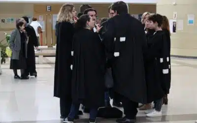 Procès des violeurs de Mazan : la défense a‑t-elle tous les droits ?